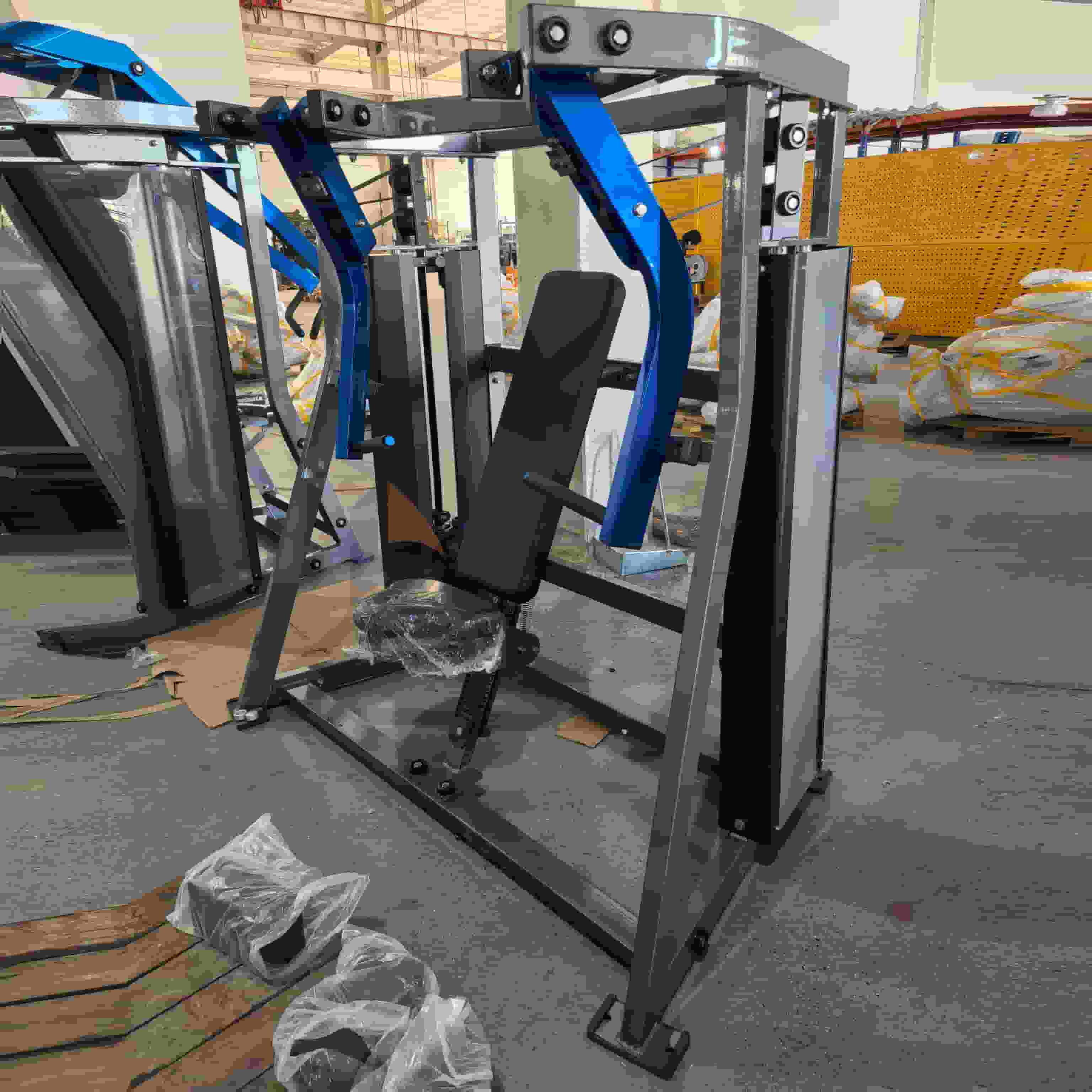 Pin Loaded ปฏิเสธการกดหน้าอก